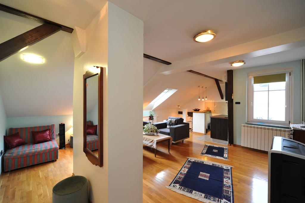 Apartment Resavska Belgrade Bilik gambar