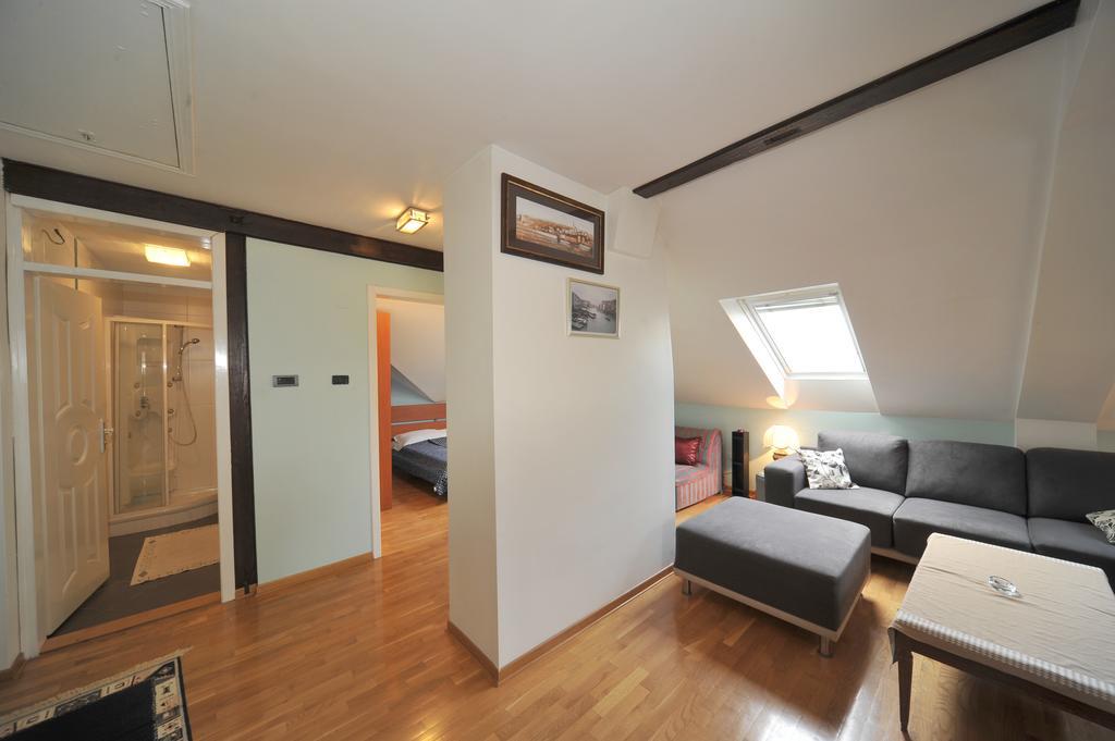 Apartment Resavska Belgrade Bilik gambar